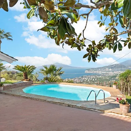 Giu Giu Vista Mare Con Piscina A 别墅