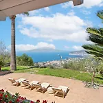 Vila Giu Giu Vista Mare Con Piscina A *