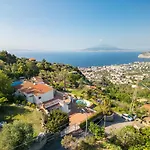 Giu Giu Vista Mare Con Piscina A Sorrento