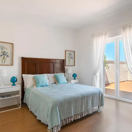 Giu Giu Vista Mare Con Piscina A Villa